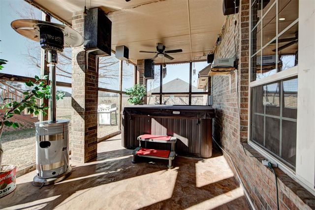 4606 Shoreside Drive, Tuttle, OK 73089