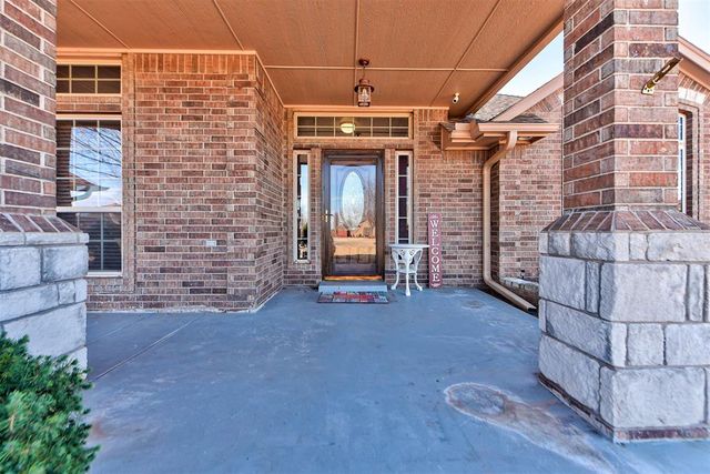 4606 Shoreside Drive, Tuttle, OK 73089