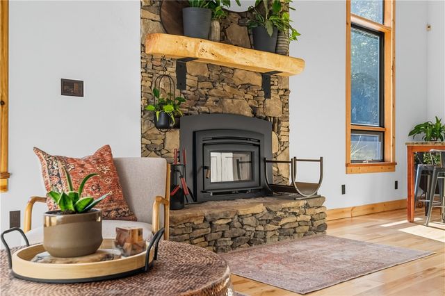 292 Golden Ridge Dr, Jefferson Twp, PA 15501