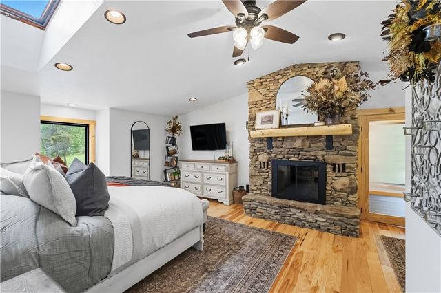 292 Golden Ridge Dr, Jefferson Twp, PA 15501