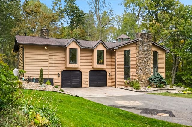 292 Golden Ridge Dr, Jefferson Twp, PA 15501