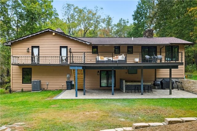 292 Golden Ridge Dr, Jefferson Twp, PA 15501