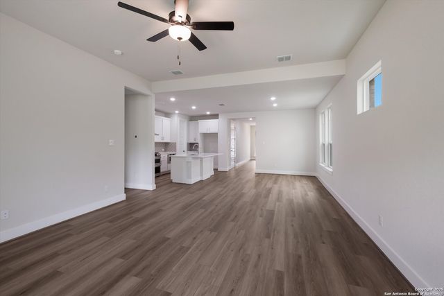 7110 Avignon Forest, San Antonio, TX 78256