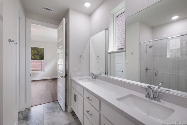 7110 Avignon Forest, San Antonio, TX 78256