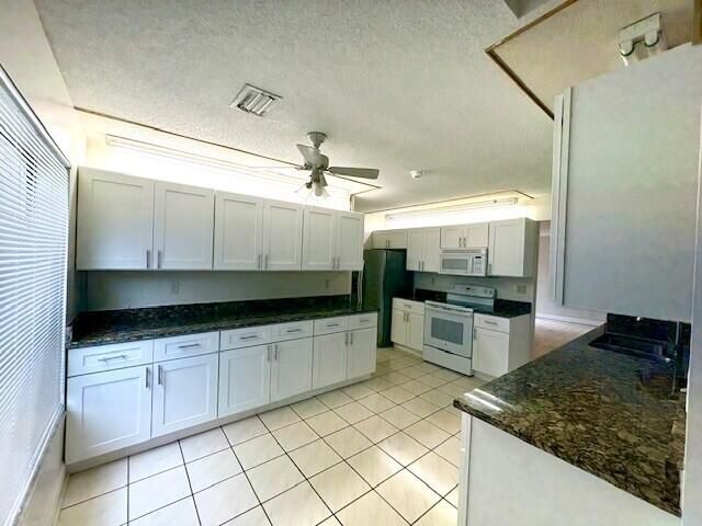 114 Sevilla Avenue, Royal Palm Beach, FL 33411