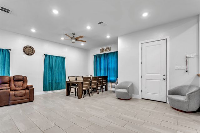 1804 Tammy Street, Hawk Cove, TX 75474