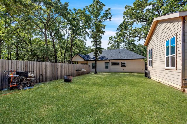 1804 Tammy Street, Hawk Cove, TX 75474