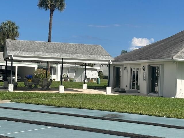 10162 N Meridian Way Way N 6, Palm Beach Gardens, FL 33410