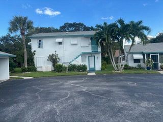 10162 N Meridian Way Way N 6, Palm Beach Gardens, FL 33410