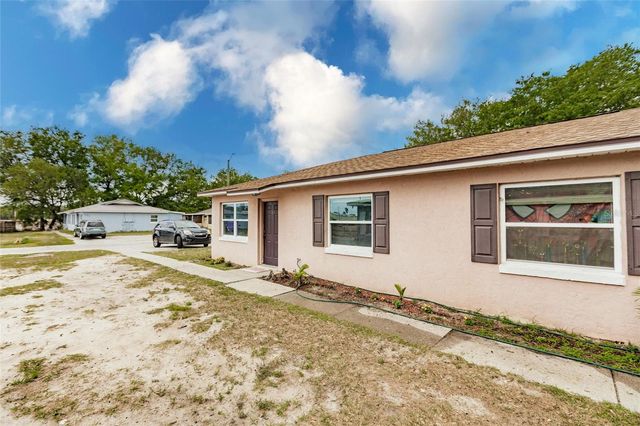1702 BIRCHWOOD CIRCLE A, Leesburg, FL 34748