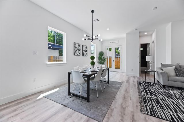 7210 England Street, Houston, TX 77021