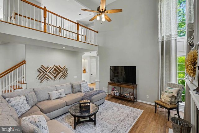 2818 MOUNTAIN LAUREL DR, Furlong, PA 18925