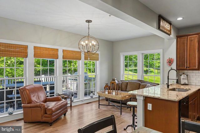 2818 MOUNTAIN LAUREL DR, Furlong, PA 18925