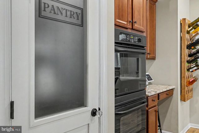 2818 MOUNTAIN LAUREL DR, Furlong, PA 18925