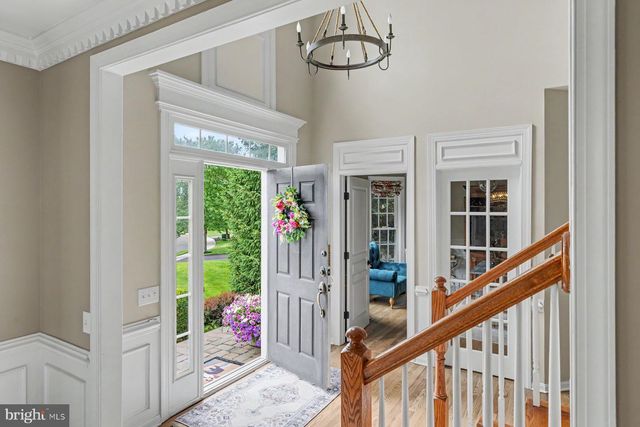 2818 MOUNTAIN LAUREL DR, Furlong, PA 18925