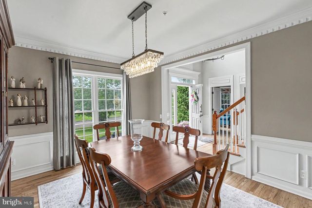 2818 MOUNTAIN LAUREL DR, Furlong, PA 18925