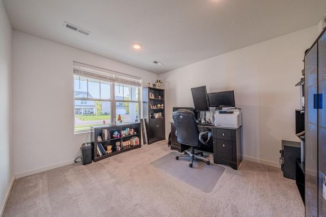 6254 Highland Hills Lane S, Cottage Grove, MN 55016