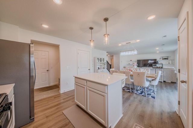 6254 Highland Hills Lane S, Cottage Grove, MN 55016