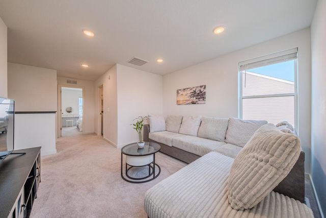 6254 Highland Hills Lane S, Cottage Grove, MN 55016