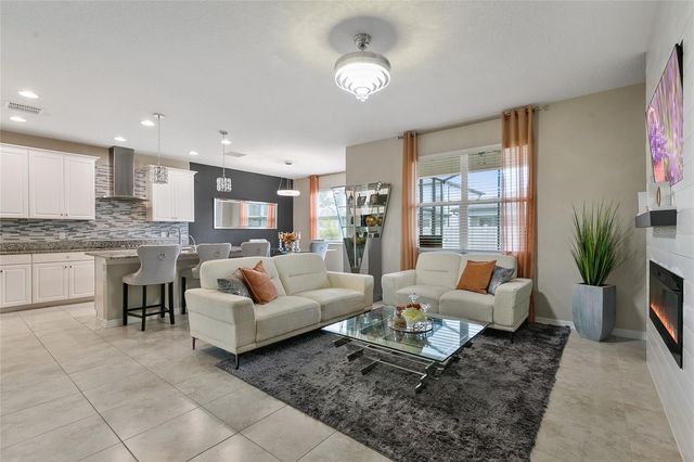 30462 CARAVELLE LANE, Wesley Chapel, FL 33545