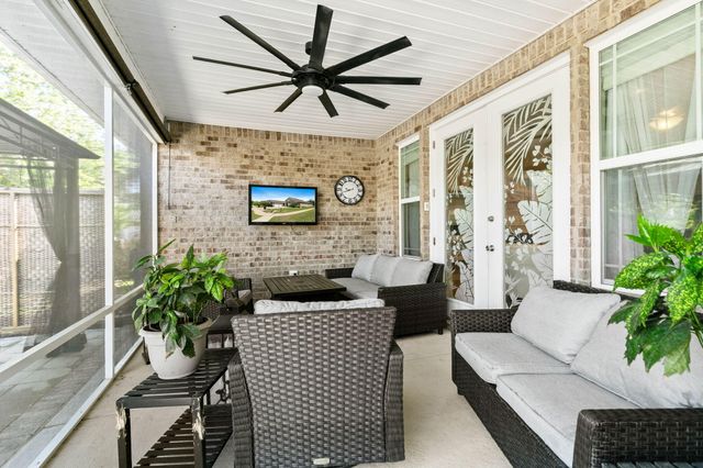 14 Madiera Drive, Freeport, FL 32439