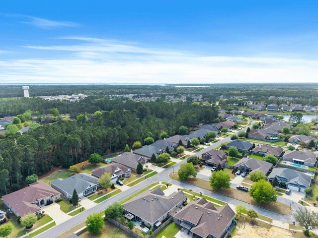 14 Madiera Drive, Freeport, FL 32439