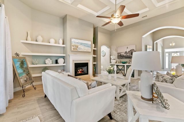 14 Madiera Drive, Freeport, FL 32439