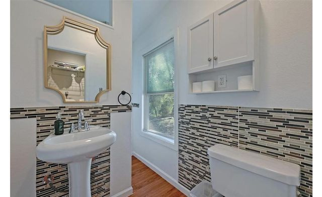 2509 Little John LN, Austin, TX 78704