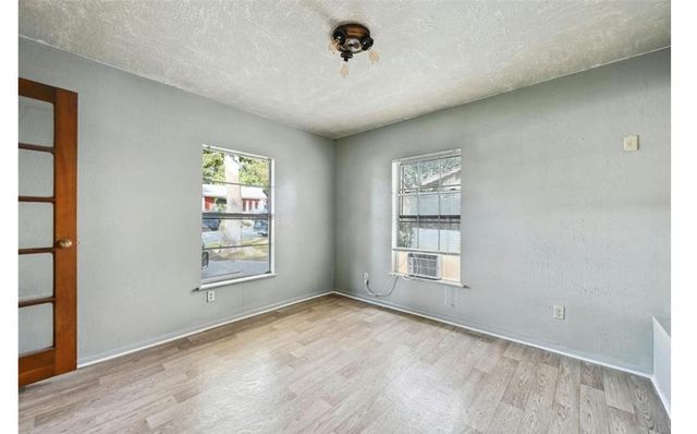 2509 Little John LN, Austin, TX 78704