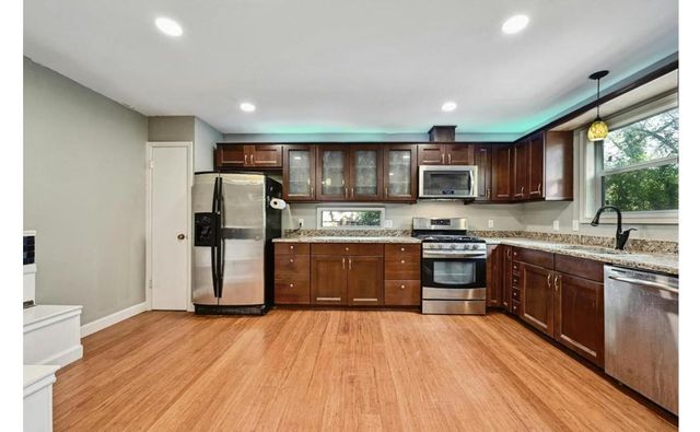 2509 Little John LN, Austin, TX 78704