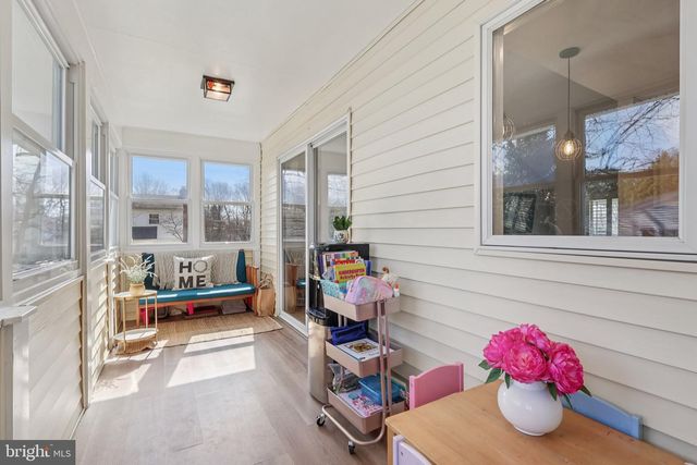 6 RYDAL DR, Lawrence Township, NJ 08648