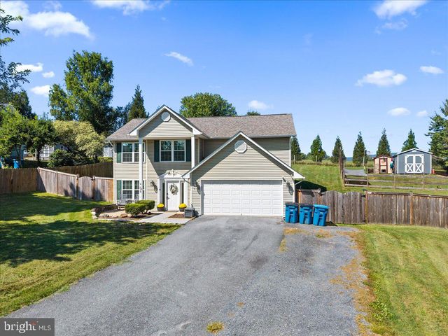 816 BURGESS CT, Woodstock, VA 22664