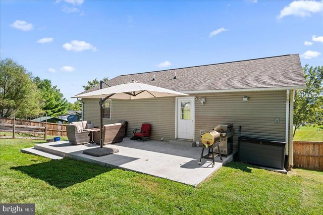 816 BURGESS CT, Woodstock, VA 22664