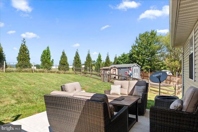 816 BURGESS CT, Woodstock, VA 22664