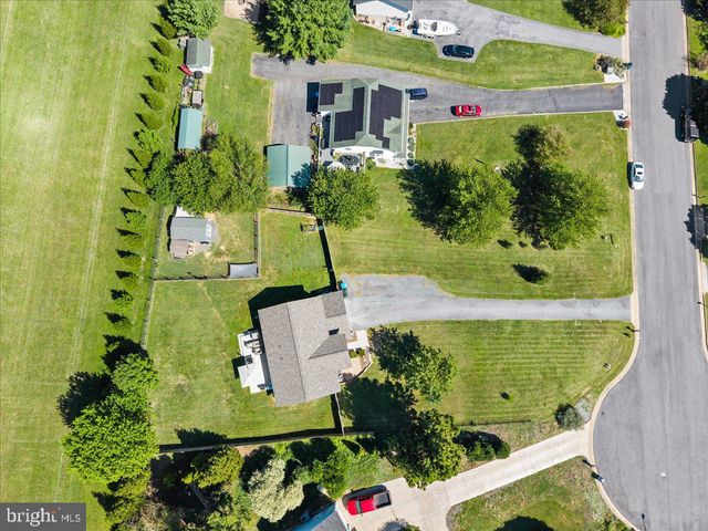 816 BURGESS CT, Woodstock, VA 22664