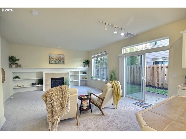 20797 Nw LONGBOW Ln, Beaverton, OR 97006