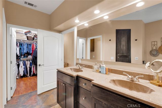 1030 Elsinore, Pinon Hills, CA 92372