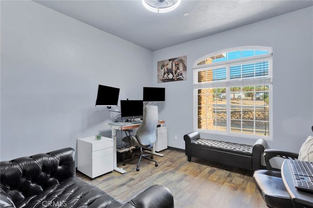 1030 Elsinore, Pinon Hills, CA 92372