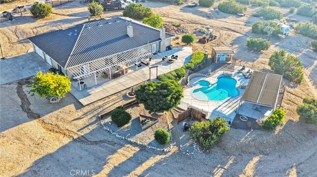 1030 Elsinore, Pinon Hills, CA 92372