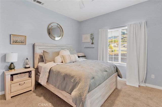 1030 Elsinore, Pinon Hills, CA 92372
