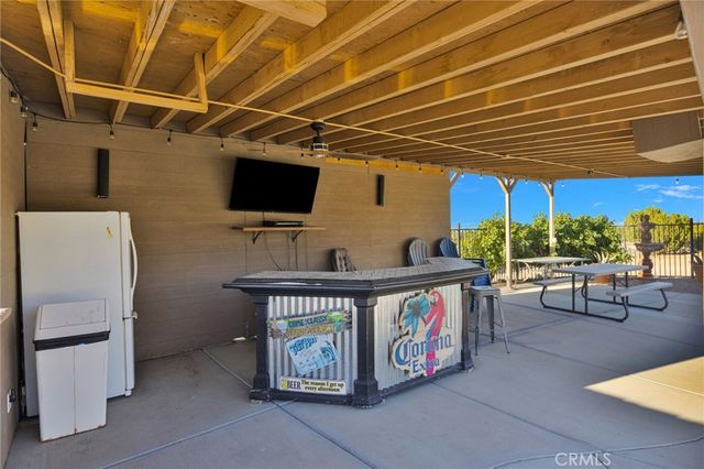 1030 Elsinore, Pinon Hills, CA 92372