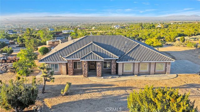 1030 Elsinore, Pinon Hills, CA 92372
