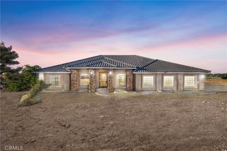 1030 Elsinore, Pinon Hills, CA 92372