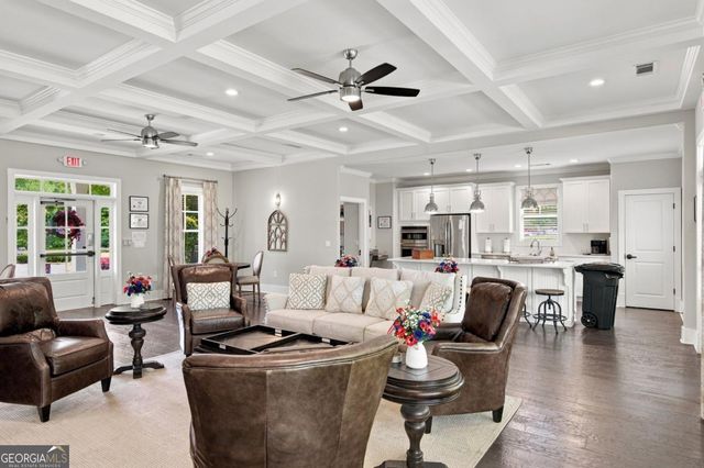 112 Grace Circle, Acworth, GA 30102