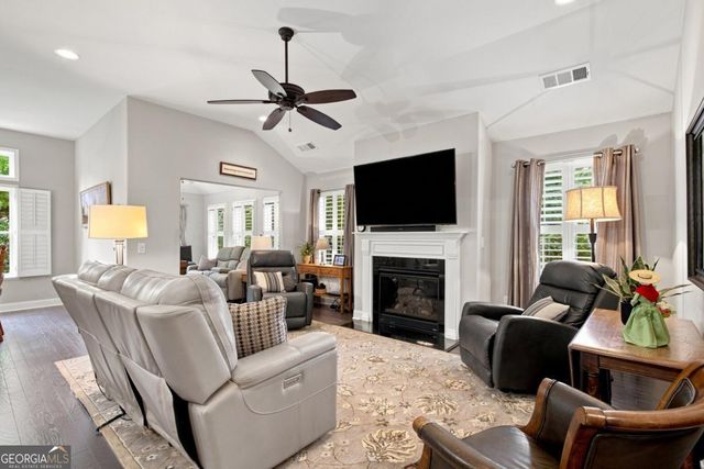 112 Grace Circle, Acworth, GA 30102