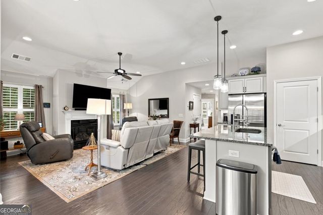 112 Grace Circle, Acworth, GA 30102