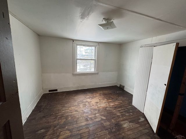 2202 Cherry Street, Saginaw, MI 48601