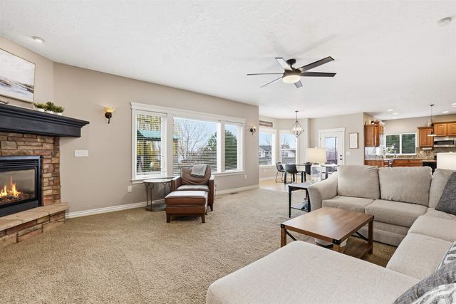 628 Kennedy Dr, Middleton, ID 83644