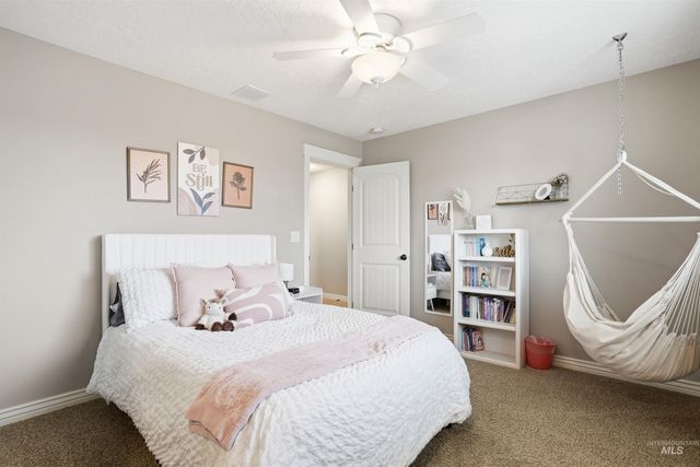 628 Kennedy Dr, Middleton, ID 83644