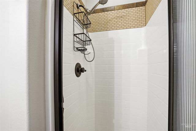 628 Kennedy Dr, Middleton, ID 83644